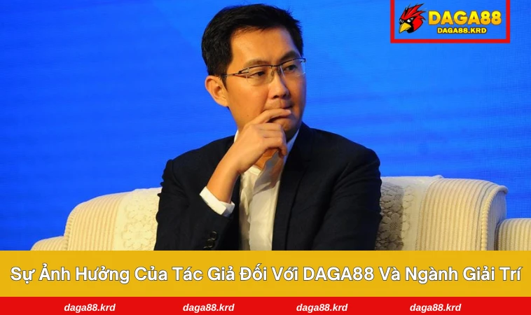 Khương Vũ trong buổi tọa đàm về đổi mới ngành giải trí trực tuyến